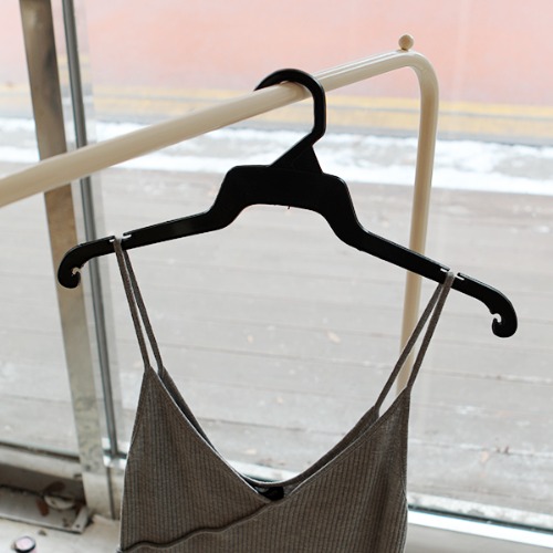 30개묶음 플라스틱 여성 상의 나시 옷걸이 로고인쇄 h2